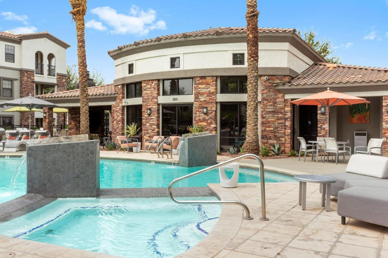 Cozysuites Glendale By The Stadium With Pool 10 Exterior foto